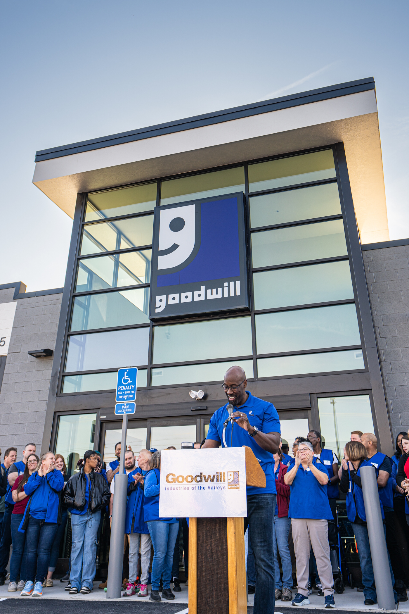 For Goodwill Goodwill Opens New Forest Road Store and Donation Center | Goodwill ...