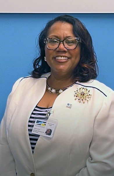 Angelia Vernon headshot